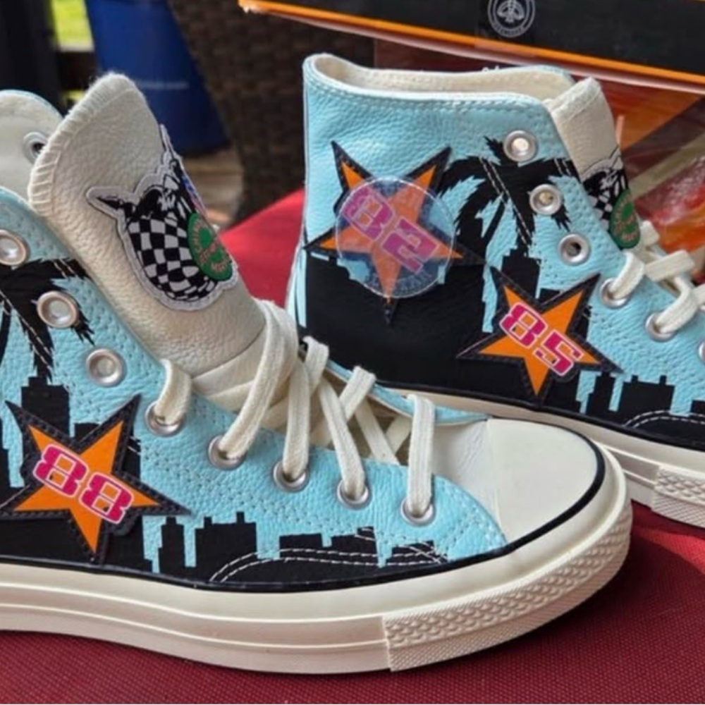 Converse Chuck Taylor All Star x
Chinatown Market
NBA Lakers